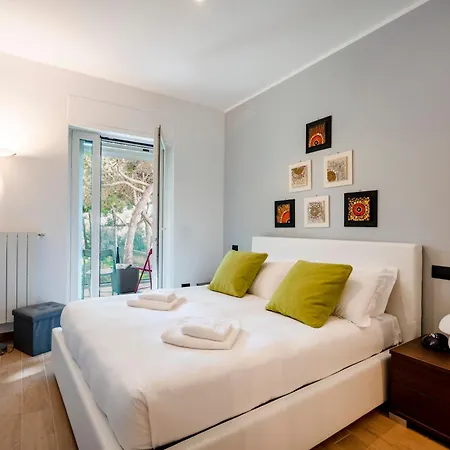 Guesthost - Casa Joyful Appartement Bari