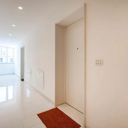 Guesthost - Casa Joyful Appartement *