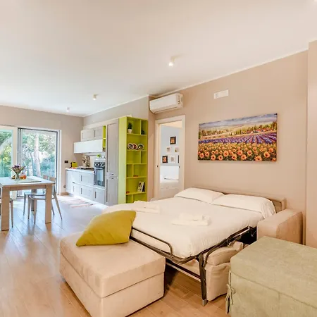 Guesthost - Casa Joyful Appartement